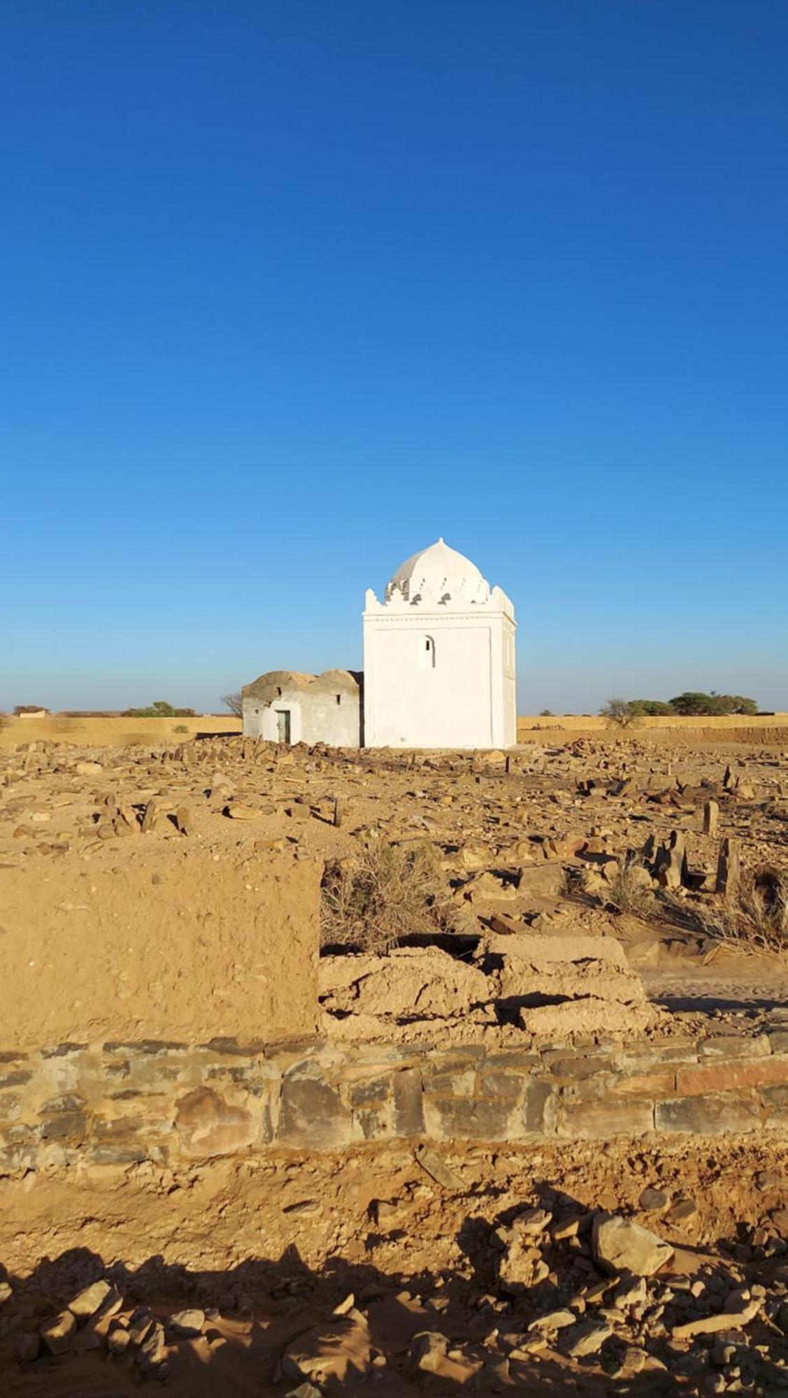 Bivouac Les Nomades & Foum Zguid To Chegaga Tours Hotel Exterior photo